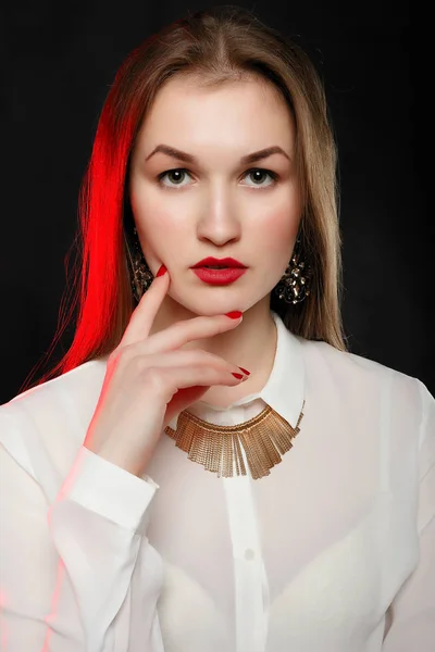 Fashionable Woman Bright Red Coat White Shirt Gold Necklace Posing — Stock Photo, Image