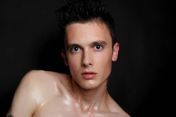 Joven Apuesto Aislado Retrato Belleza Del Hombre Musculoso Sin Camisa — Foto de Stock