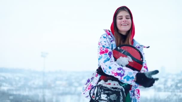 Neve Inverno Esporte Pessoas Conceito Beleza Menina Derrama Chá Quente — Vídeo de Stock