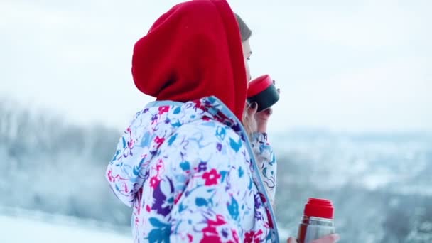 Snow Winter Sport People Beauty Concept Girl Pours Hot Tea — Stock Video