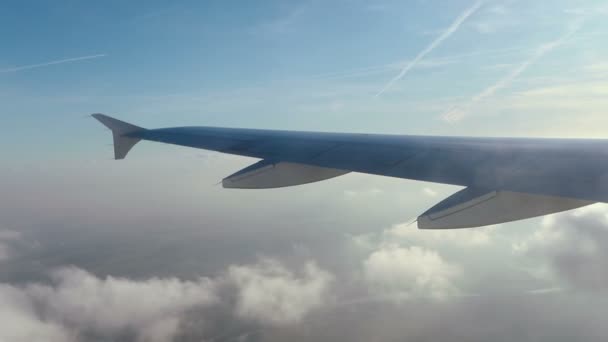 Superbes Images Vue Aérienne Dessus Des Nuages Depuis Fenêtre Avion — Video