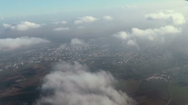 Impresionantes Imágenes Vista Aérea Por Encima Las Nubes Desde Ventana — Vídeos de Stock
