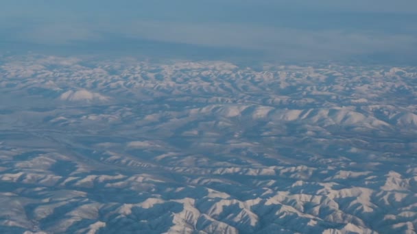 Vuelo Avión Ala Avión Volando Por Encima Las Nubes Con — Vídeos de Stock