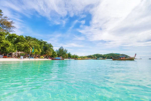 Panorama de playa paraíso asiático en Tailandia — Foto de Stock