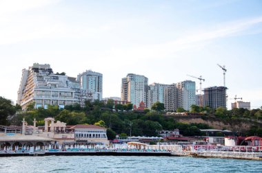 Şehir manzaralı. Odessa 'da. Evler ve deniz..