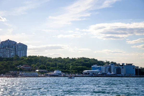 Deniz. Odessa şehrinin manzarası. Güzel manzara