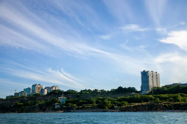 Deniz. Odessa şehrinin manzarası. Güzel manzara