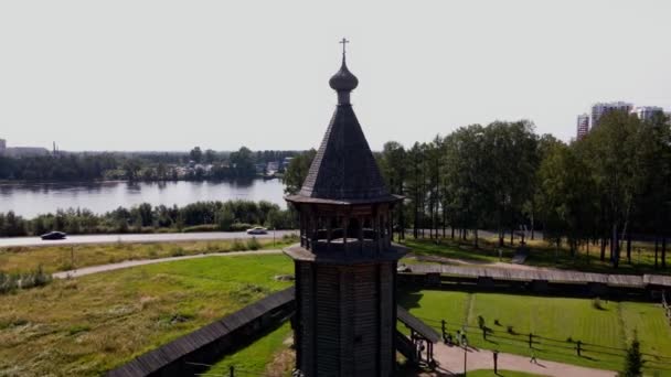 Luftaufnahme der orthodoxen Dreifaltigkeitskathedrale, St. Petersburg, Russland — Stockvideo