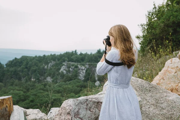 Beautiful Young Woman Taking Photo Amazing Summer Landscape — Stock Photo, Image