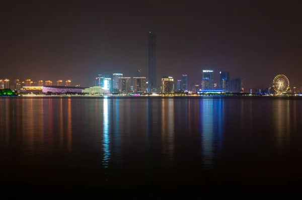 Suzhou City Night Viewed Lake Colorful Lights Reflecting Water — Stock Photo, Image