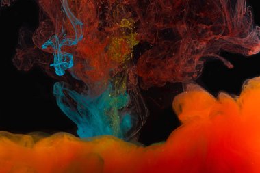 Siyah bir arka plan stüdyo ışık çok renkli soyutlama