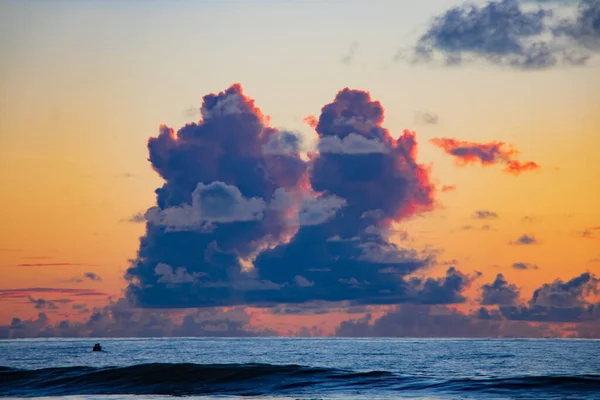 Salida Del Sol Una Playa — Foto de Stock