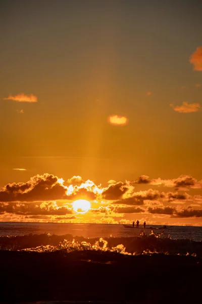 Nascer Sol Uma Praia — Fotografia de Stock