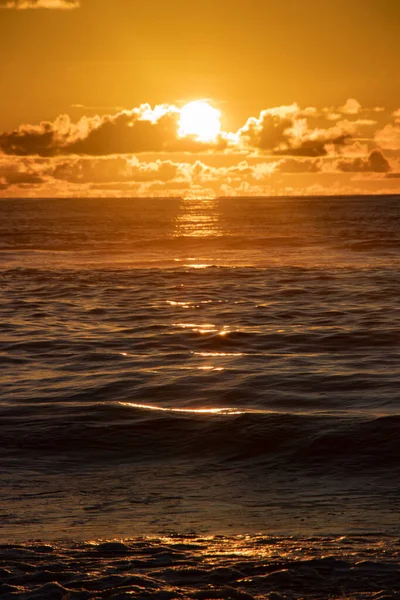 Salida Del Sol Una Playa — Foto de Stock