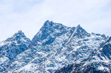 Görkemli dağ manzarası