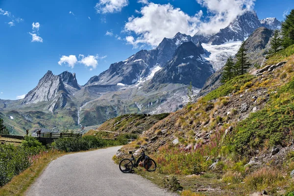 Landschappelijk Uitzicht Italiaanse Alpen Vanaf Het Mont Blanc Massief Met — Stockfoto
