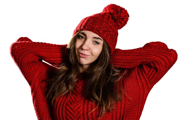 La chica en el sombrero de punto con suéter rojo — Foto de Stock