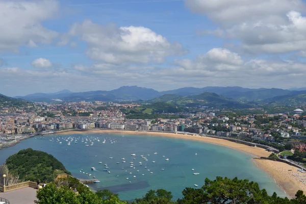 Blick Auf San Sebastin Der Bergigen Spanischen Region Des Baskenlandes — Stockfoto