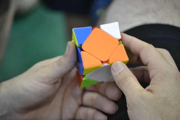 Cubo Rubik Durante Concurso Madrid España Cubo Rubik Inventado Por — Foto de Stock