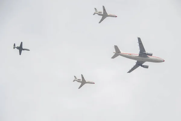 Madridban Spanyolországban Október Megrendezésre Kerülő Légi Parádé Kiállítása Repülőgépekkel Vadászgépekkel — Stock Fotó