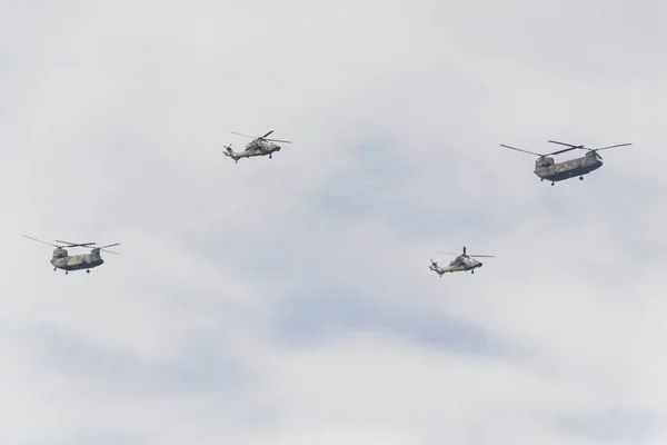 Tentoonstelling Van Luchtparade Die Plaatsvindt Straten Van Madrid Spanje Oktober — Stockfoto