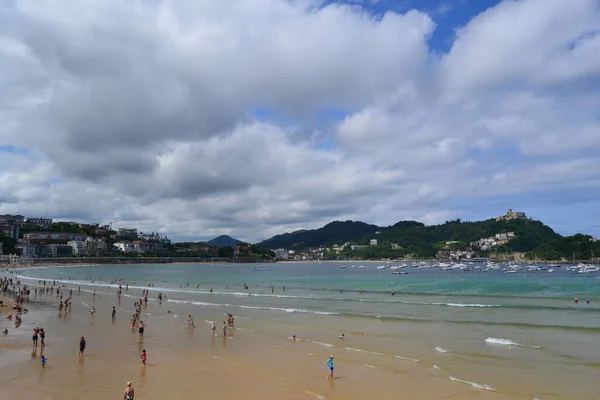 Vista San Sebastin Situada Región Montañosa Española Del País Vasco — Foto de Stock