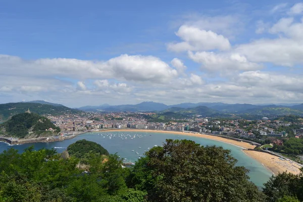 Blick Auf San Sebastin Der Bergigen Spanischen Region Des Baskenlandes — Stockfoto