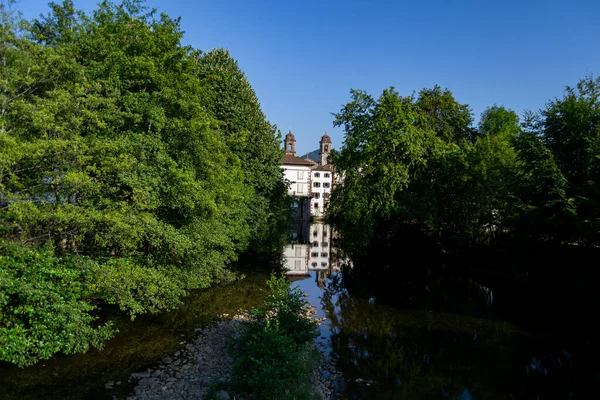 Paisagem Elizondo Navarra Com Rio Baztn Elizondo Uma Cidade Comunidade — Fotografia de Stock