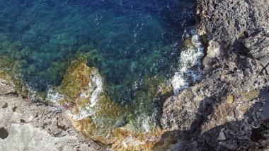 İspanya 'nın Balear Adaları, Mallorca adası, Portopetro kıyılarının havadan görünüşü