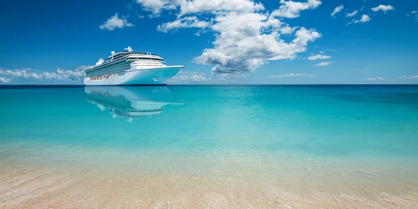 Luxury Cruise Ship Sea — Stock Photo, Image