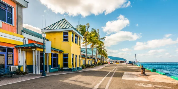 Barevné Domy Výletní Terminál Přístav Nassau Bahamy — Stock fotografie