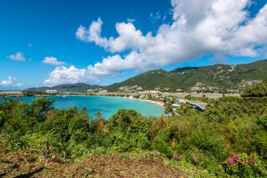Charlotte Amalie West, St Thomas, ABD Virjin Adaları. Adanın panoramik görüntüsü.