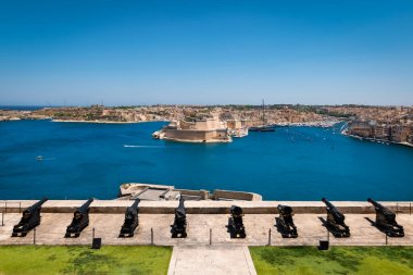 Grand Harbour, Valletta, Malta Panoraminc manzarası. 