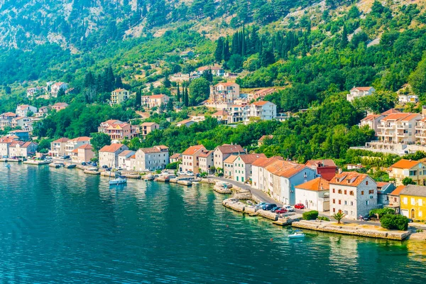 Case Lungo Costa Della Baia Kotor Montenegro — Foto Stock