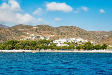 Yunanistan 'ın Amorgos Adası manzarası.