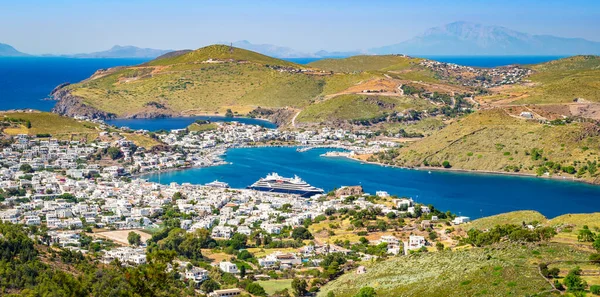 Panoráma Kikötő Táj Görög Sziget Patmos — Stock Fotó