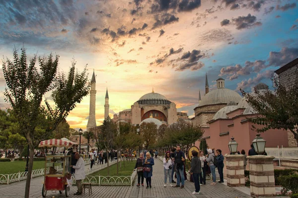 Stambuł Turcja Październik 2019 Słynne Muzeum Kościół Hagia Sophia Widziane — Zdjęcie stockowe