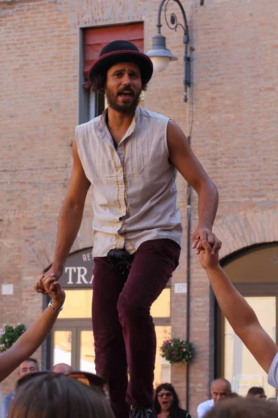 Ferrara Itália Agosto 2018 Ferrara Buskers Festival Dedicado Arte Rua — Fotografia de Stock