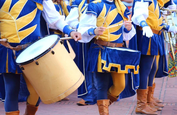 Soutěže Vlajky Vlny Průvod Okresů — Stock fotografie