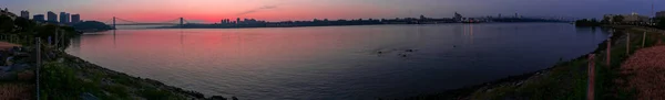 New York Sunrise Panoraama — kuvapankkivalokuva