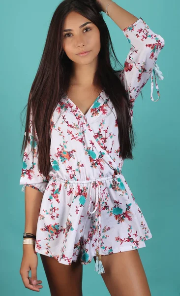 Mode Foto Der Schönen Brünetten Frau Sommer Jumpsuit — Stockfoto