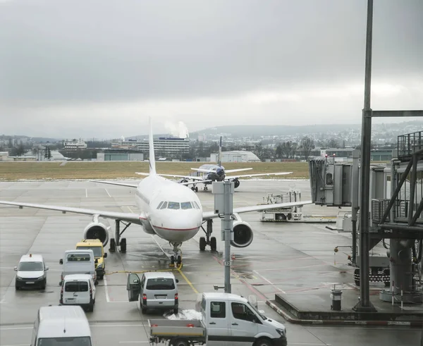 Lavoro Quotidiano Del Aeroporto Grande Stoccarda Principale Immagine Stock