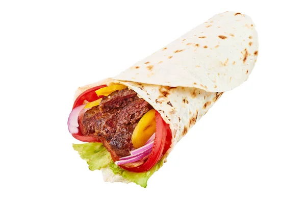 Beef Roll Shawarma Doner Isolati Sfondo Bianco Shawarma Pomodoro Cipolla — Foto Stock