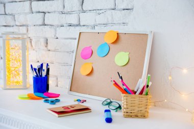 Cork kurula notlar, kırpma yolu dahil