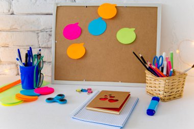 Cork kurula notlar, kırpma yolu dahil