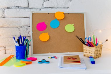 Cork kurula notlar, kırpma yolu dahil