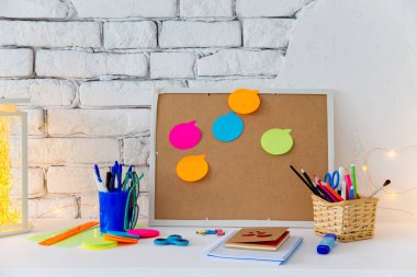 Cork kurula notlar, kırpma yolu dahil