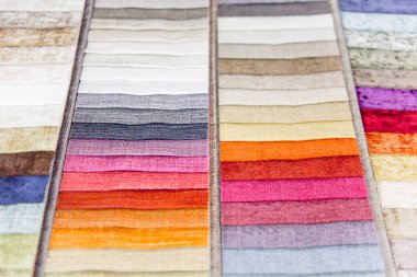 Kumaş ve tekstil bir dükkan ya da mağaza rulo