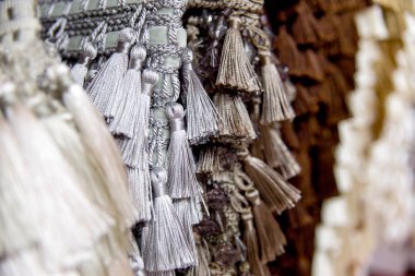 Kumaş ve tekstil bir dükkan ya da mağaza rulo