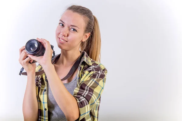 Diferentes poses fotógrafo: flexão, agachamento, deitado — Fotografia de Stock